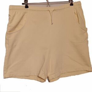 New York Laundry Yellow Shorts Size Medium?